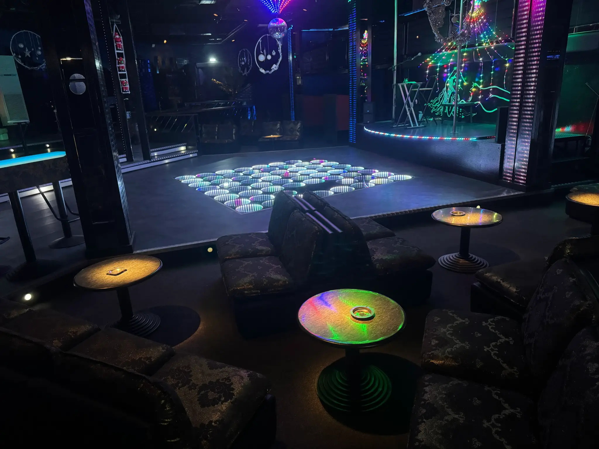 Gallery broadway Night Club